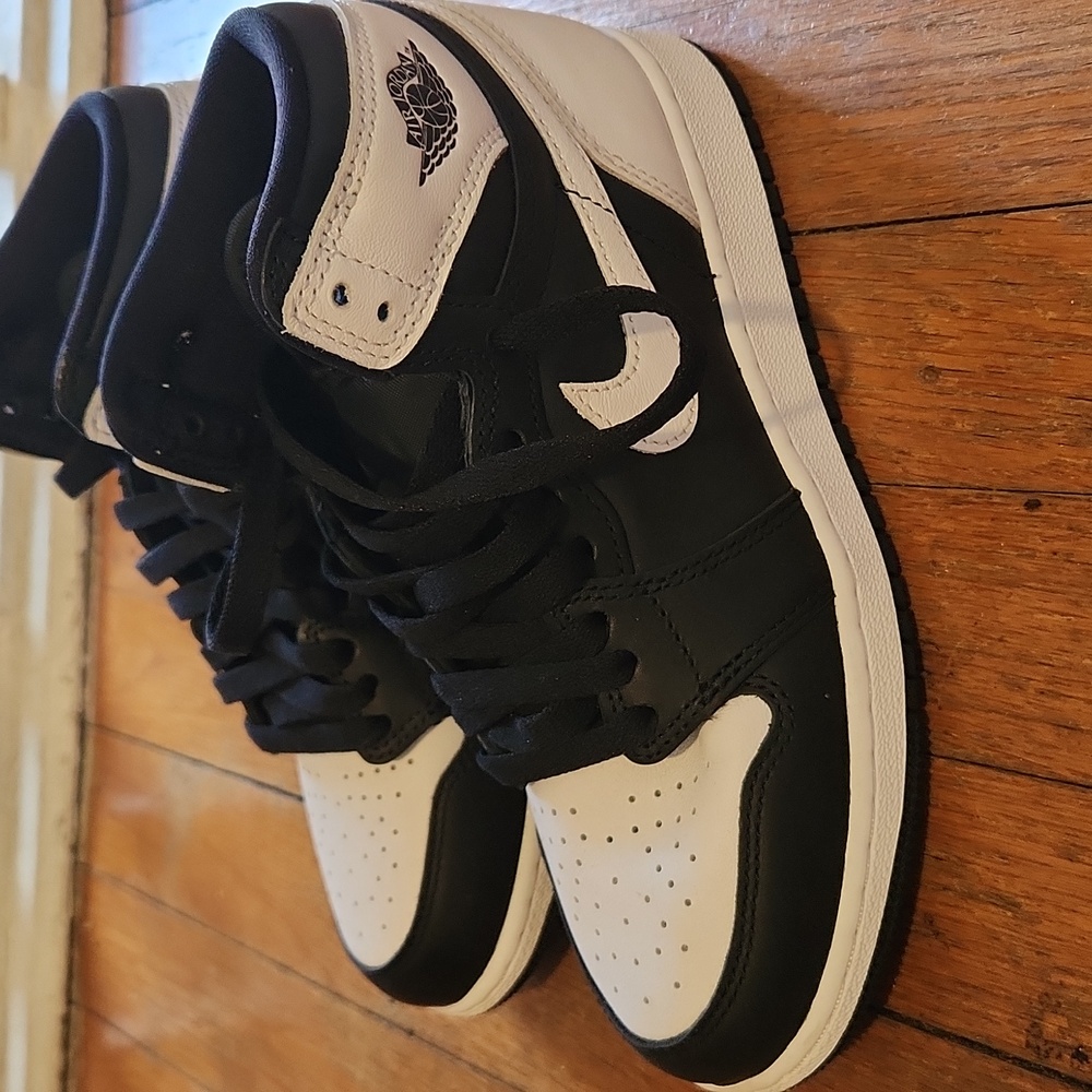 Boys Nike Air Jordan 1